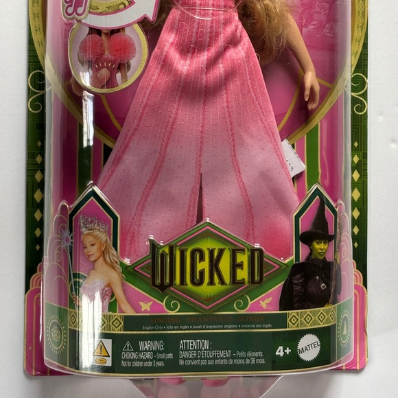 Mattel Wicked "Popular" SINGING GLINDA Fashion Doll w/ Pink Dress NEW - Ages 4+ - Picture 5 of 7